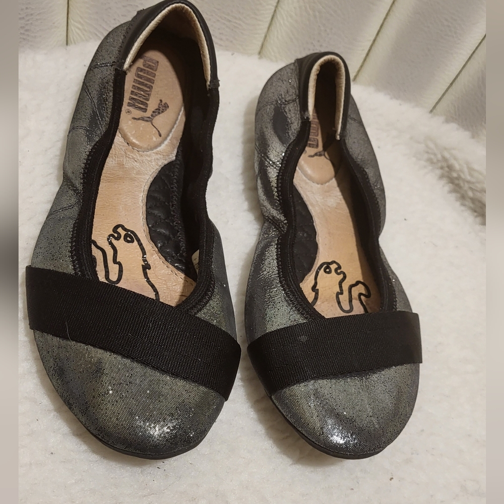 Rare Puma Rhythm Shine Ballet Flat Flexible Sole Silver Black Flexible Sole 6.